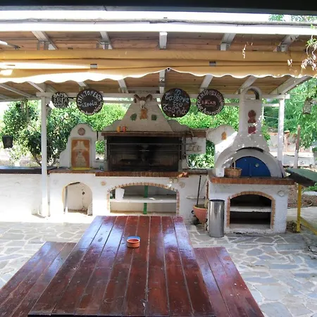 Strofilia Farm House, Kalogria! The Sea, The Forest, The Sun Apartment Manolas
