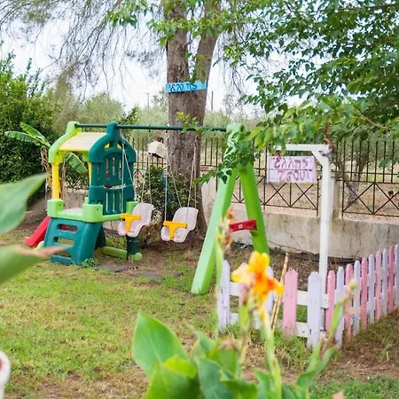 Strofilia Farm House, Kalogria! The Sea, The Forest, The Sun Manolas