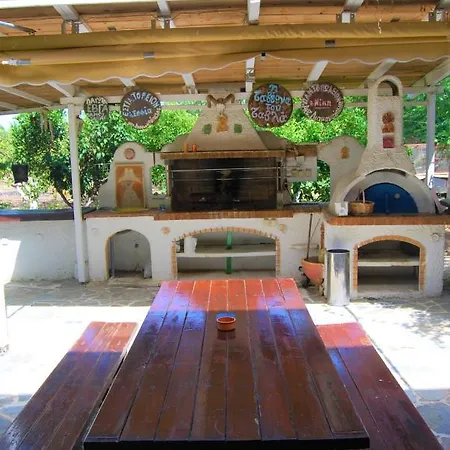 Apartamento Strofilia Farm House, Kalogria! The Sea, The Forest, The Sun *