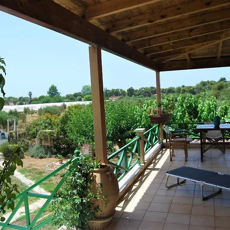 Strofilia Farm House, Kalogria! The Sea, The Forest, The Sun *