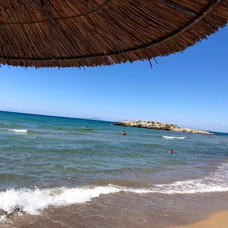Strofilia Farm House, Kalogria! The Sea, The Forest, The Sun Apartment *