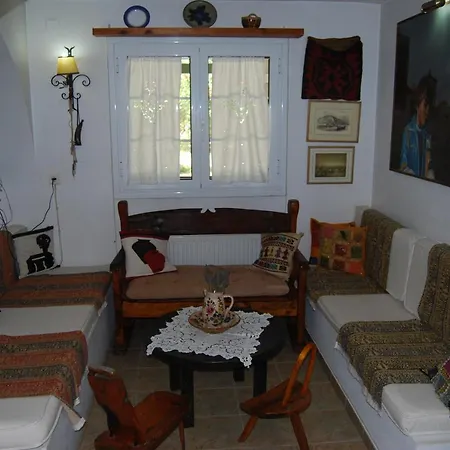 Strofilia Farm House, Kalogria! The Sea, The Forest, The Sun Apartment *