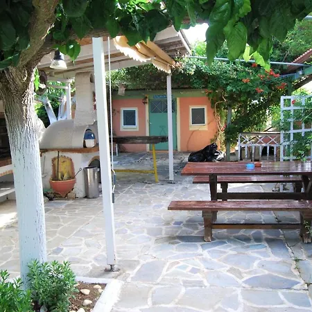 Strofilia Farm House, Kalogria! The Sea, The Forest, The Sun شقة *