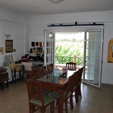 Strofilia Farm House, Kalogria! The Sea, The Forest, The Sun شقة