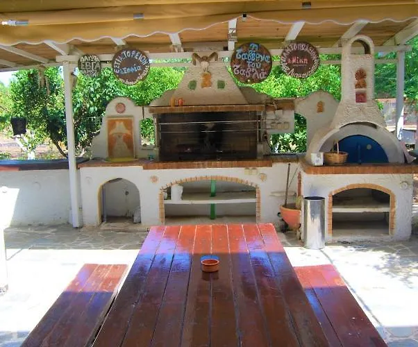 Lägenhet Strofilia Farm House, Kalogria! The Sea, The Forest, The Sun *