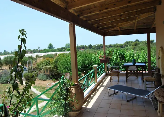 Strofilia Farm House, Kalogria! The Sea, The Forest, The Sun *