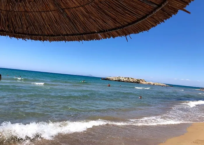 Strofilia Farm House, Kalogria! The Sea, The Forest, The Sun Lägenhet *