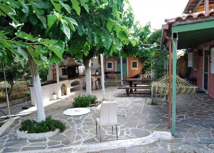 Strofilia Farm House, Kalogria! The Sea, The Forest, The Sun *