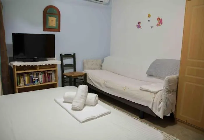 Strofilia Farm House, Kalogria! The Sea, The Forest, The Sun *