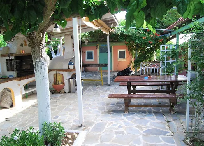 Strofilia Farm House, Kalogria! The Sea, The Forest, The Sun Lägenhet *